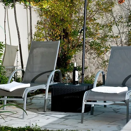 Ingrid - Four Bedroom With Pool Τρογκίρ